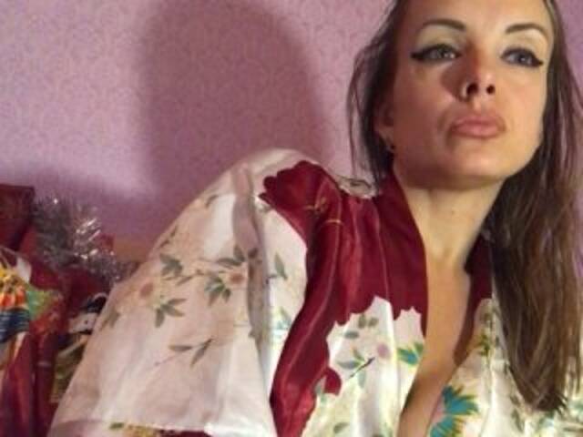 Uitzending screenshots ElyaElya