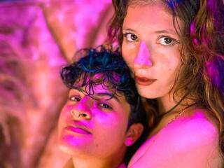 Erotische videochat MiaAndAlex