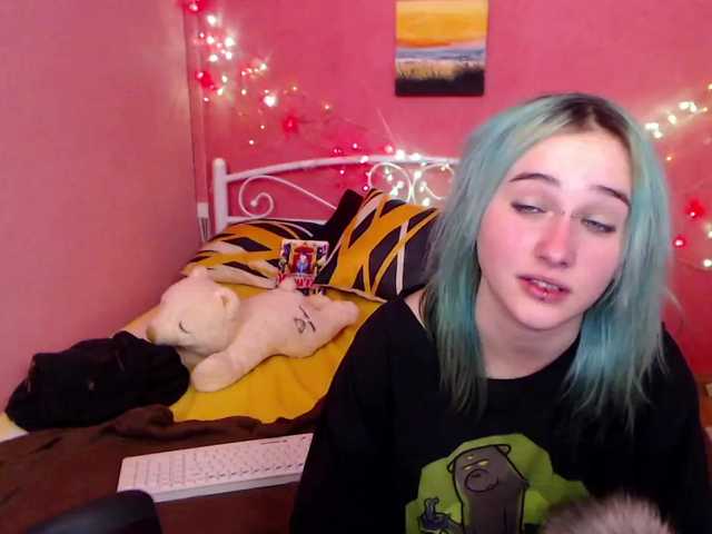 Uitzending screenshots EmiElfy