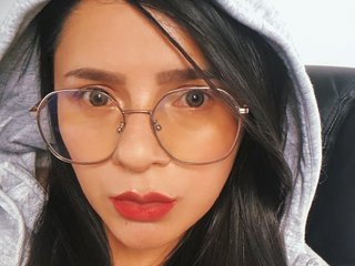 Erotische videochat EMILI-EVANS