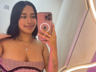 Erotische videochat Emily-tay1