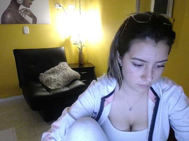 Foto's Emily-Up #latina#daddy #dildo #anal #squirt#cum#young#colombia#bigass#bigboobs#18#c2c