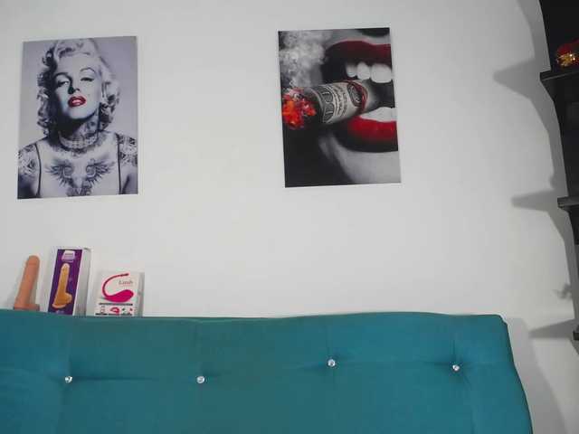 Foto's emily6924 hello daddys I'm new and I want to have fun, I'm hot