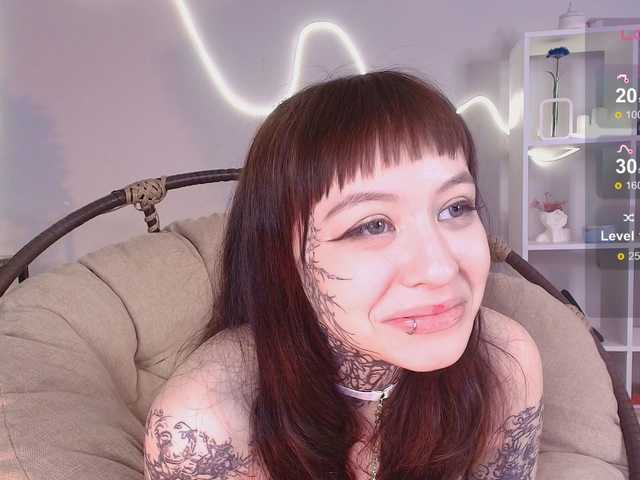 Uitzending screenshots EmmaWillis