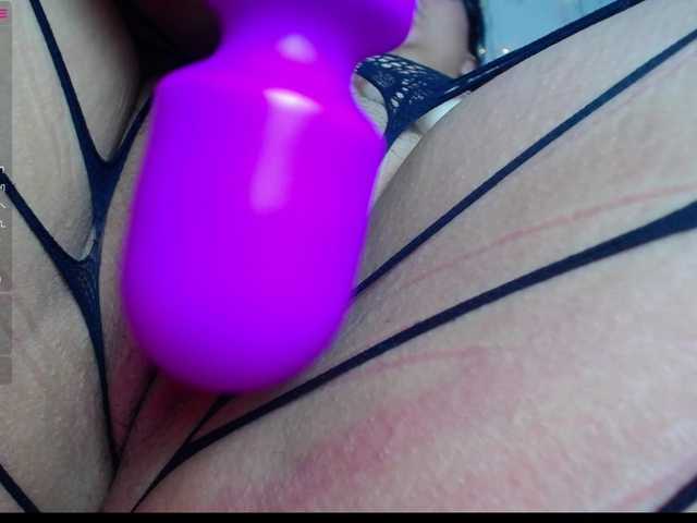 Foto's Evangeline-28 my pussy is very wet !!!! do you play ? #teen #bigboobs #new #dadysgirl #bbw #ebony