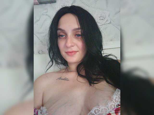 Uitzending screenshots Evarozali