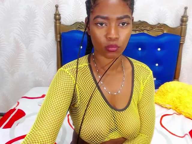 Foto's evelynheather welcome guys come n see me #naked #wild #naughty im a #ebony #latina #kinky enjoy with me in #pvt or just tip if u like the view #dildo #anal #blowjob #deepthroat #CAM2CAM