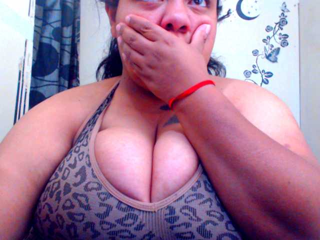 Foto's fattitsxxx #taboo#nolimits #anal #deepthroat #spit #feet #pussy #bigboobs #anal #squirt #latina #fetish #natural #slut #lush