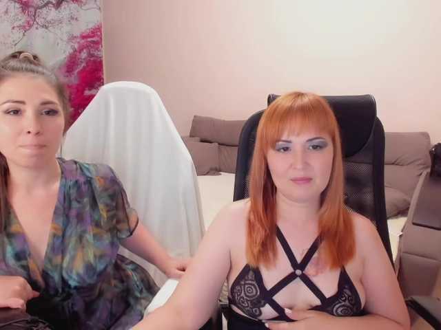 Foto's CrazyFox- Hi. We are Lisa (redhead) and Kate (brunette). Dont do anything for tokens in pm. Collect for strip @remain tk