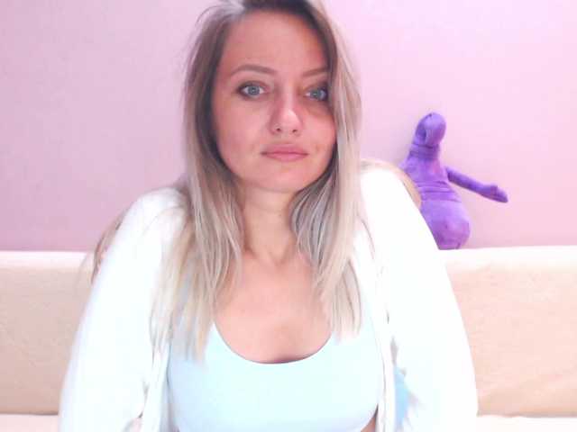 Foto's Gamora- Hello everyone, I only go to full private. I don't undress in the free chat ..