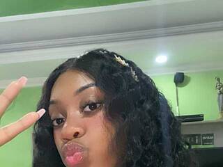 Erotische videochat Hannan-baker