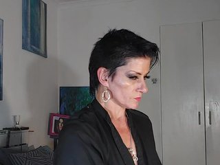 Erotische videochat HelloCleo40