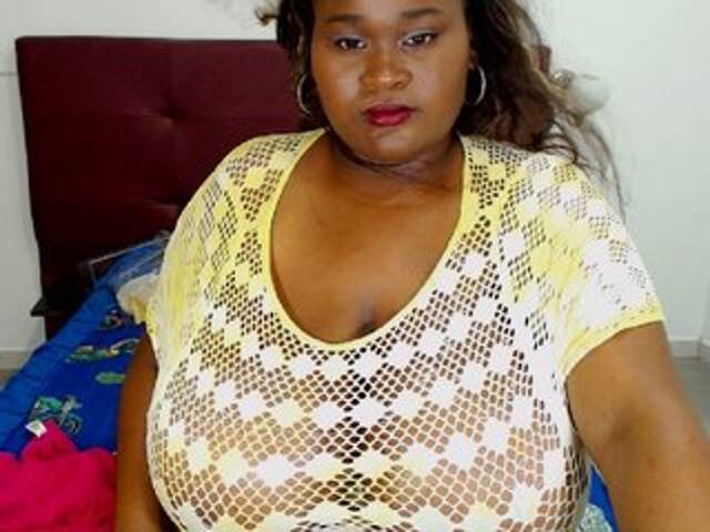 Uitzending screenshots HugeXtits