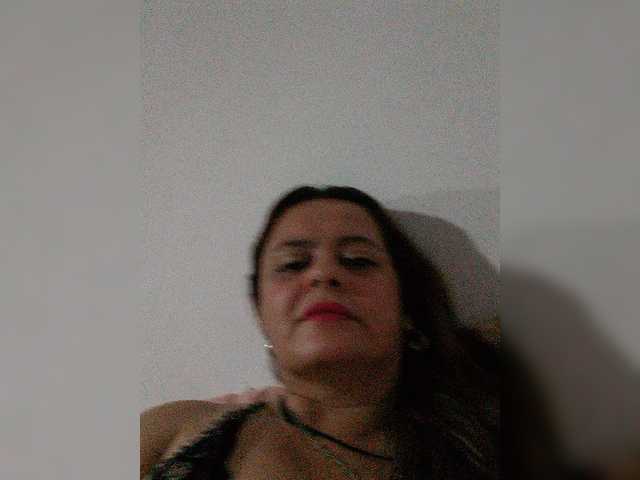 Uitzending screenshots JazminFerrer3