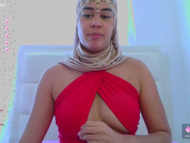 Foto's kaalinda1 New Arab girl in this environment, shy but wanting to know everything that is related