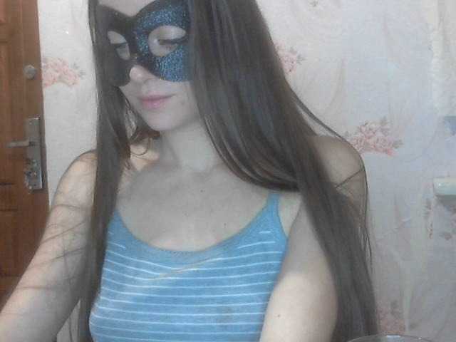 Foto's Karamell-1 if you like, put a heart)) undress me 200 tokens take off the mask 5000