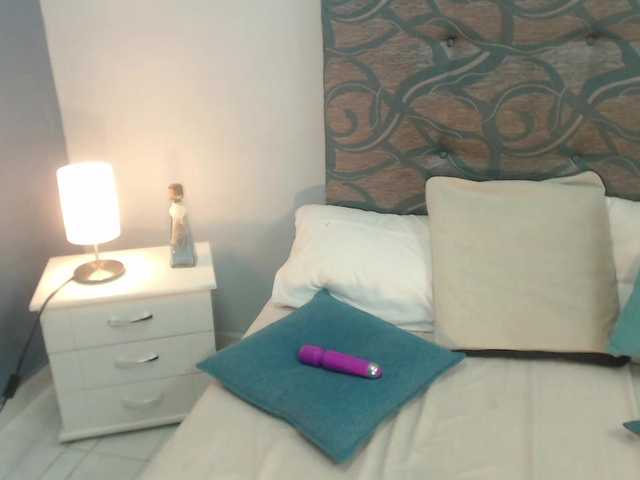 Uitzending screenshots karleymoore