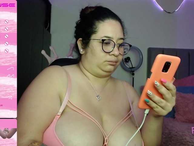 Foto's katrina-boobs #lovenses#bigboobs#bbw#ass#anal#squirt