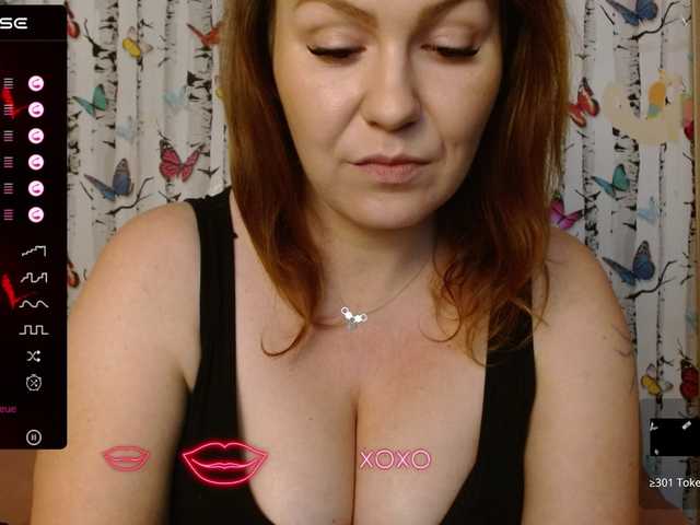 Foto's KissJenny Make Me wet ^^ 1000 tkn - Make My Day :) 500 tkn - boobies, 250 tkn - ass, stand up - 20 tkn, Smile for You - 50 tkn :)