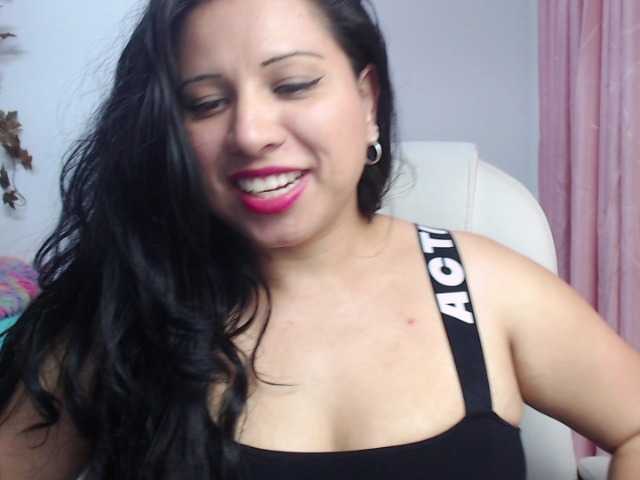 Foto's kriistal-fox hey guys make, me feel vibrations in my pussy #nonnude #latina #bbw #belly #bigass