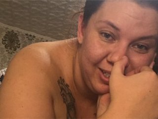 Foto's LadyBusty Lovense active! tits-25, pussy-40, c2c-15, ass-30. To squirt 489
