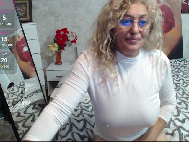 Foto's ladydy4u ,, 30 tit,, 50 ass ,,10 feet ,,20 c2c ,, 500 naked ,, 1000 squirt ,, 2000 anal,, ,blow1job,,20