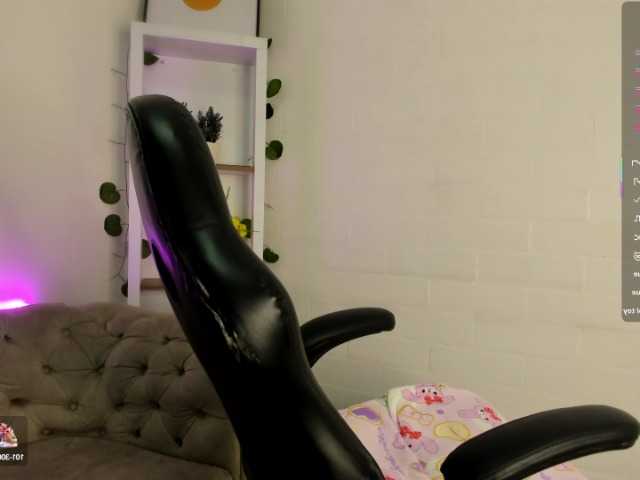 Uitzending screenshots laurenBoobs-