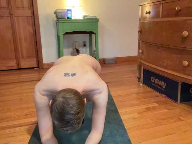 Foto's LeahWilde Naked workout, lurkers will be banned. @sofar earned so far, @remain remain until cum show!