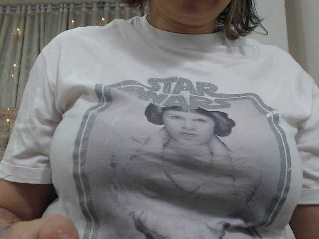 Uitzending screenshots Leia-bennet