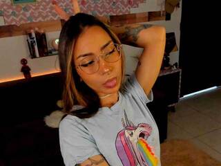 Erotische videochat _Blo0mypie_