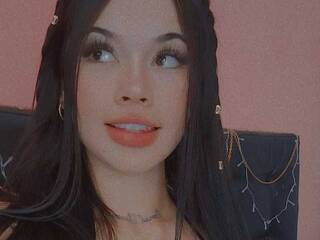 Erotische videochat Lili-James