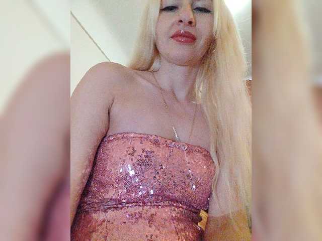 Foto's LilianaQWax Hello