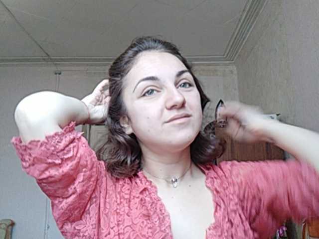 Uitzending screenshots LiliBellucci