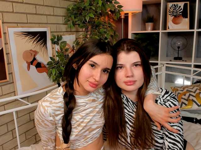 Foto's LisaTiffany ❤️Welcome guys! We are Bella and Elisa❤️Nacked only in private❤️