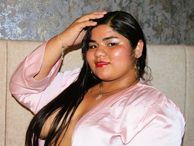 Foto van het profiel lissa-curvyx