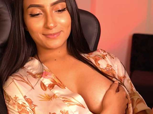 Foto's littlecookie flash tits 100tk ...flash pussy 300tk.. Get naked 700tk.. CUM SHOW 3000tk Make me happy and I will make you happy
