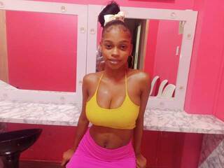 Erotische videochat littleebonymommy