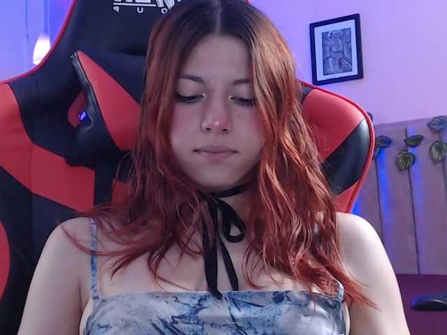 Foto's LolaMustaine ♥♥SPIT YOUR MOUTH♥ Eat all my sweet wet, open and swallow ❤#mistress #dom #redhead #tiny #young #skinny #feet #deepthroat #ahegao #prettyface #tattoo #piercing