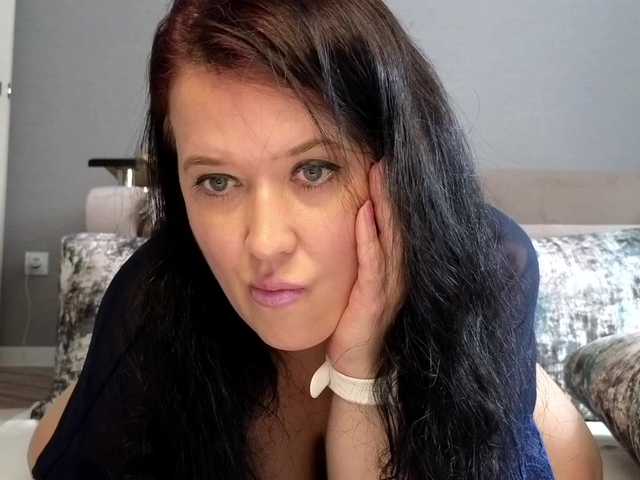 Uitzending screenshots LoveCatsuit