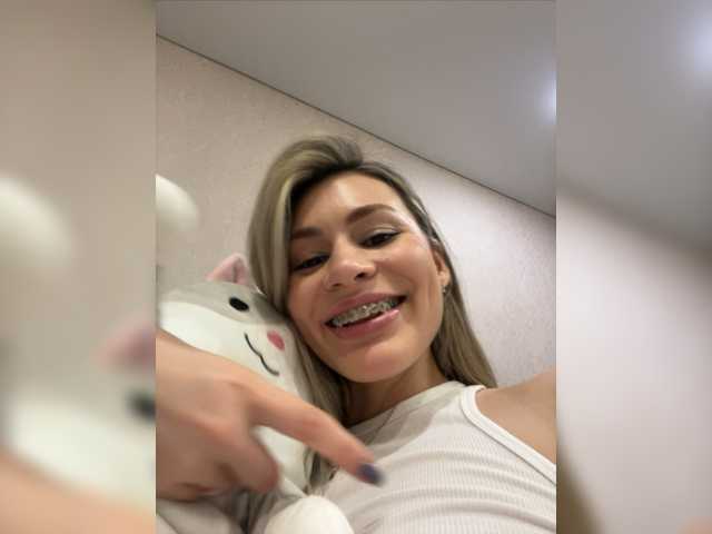 Uitzending screenshots lunnayaprizma