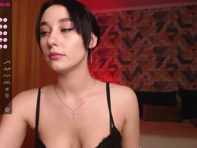 Foto's LuxxurydiamonD hi) wanna fuck a pussy? or see a sweet suction? dar