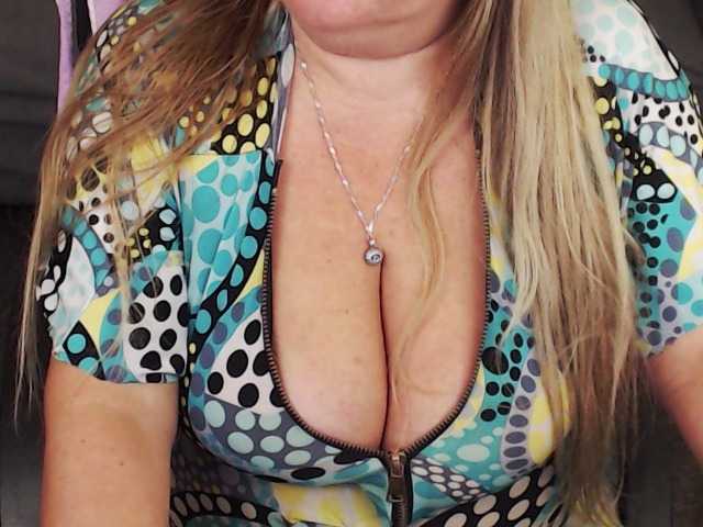 Foto's MadameLeona My deepest weakness is wetness #Lush...#mature #bigboobs #bigass #lush #bbw