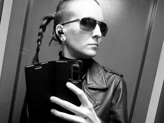 Erotische videochat Magretta_Dering