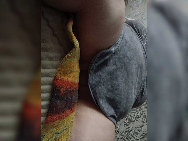 Foto's Marie301 Hello, I'm glad to see you, I only show my face in private. WATCH A VIDEO