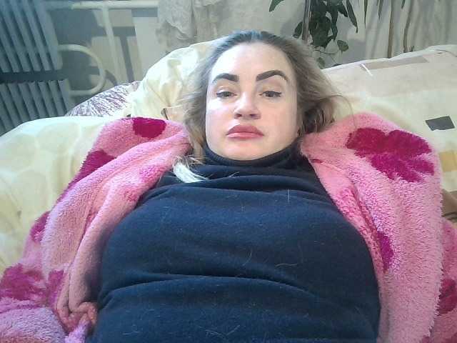 Foto's Masha59 .A full woman, exuding soft lunar energy, especially strongly attracts male, active solar energy. (about an independent, independent woman who can do as she wants, at her own discretion) ...