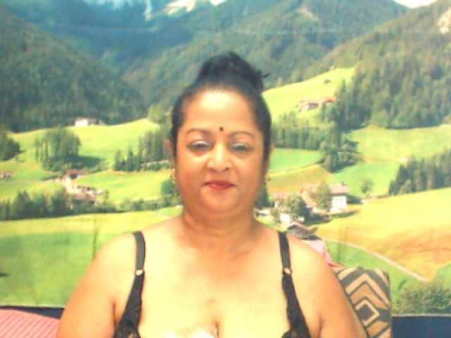 Foto's matureindian boobs 15 tk,ass 25 tokens,fully nude in pvt n spy,tip 15tk to use toy,guys all nude in spy or pvt,spreading ass n pussy also in spy or pvt