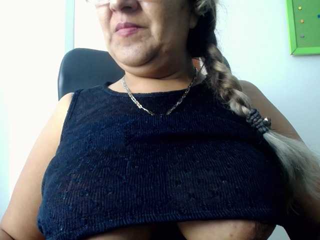 Foto's Meganny2022 Hey, sweeties, your tips are much appreciated if you like what you see :inlove: TODAY'S SURVEY DRIPPING CREAM ON MY BREASTS 40 TOKENS; SHOW MY BREASTS 15 TOKENS; GIVE WHATS TO EVERYONE FOR 2 DAYS 100 TOKENS FOR SEND VIDEOS AND PICS