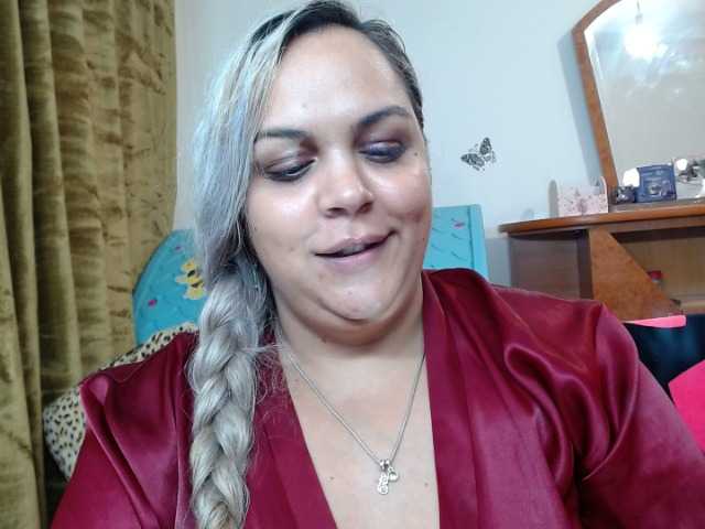 Foto's mellydevine Your tips make me cum ,look in tip menu and control my toy or destroy me 11, 31, 112 333 / be my king, be the best Mwahhh #smoke #curvy #belly #bbw #daddysgirl