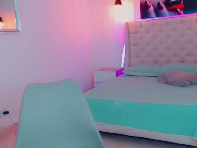 Foto's mia-candyh Hello my loves, welcome to my room .... ready to have fun. ??