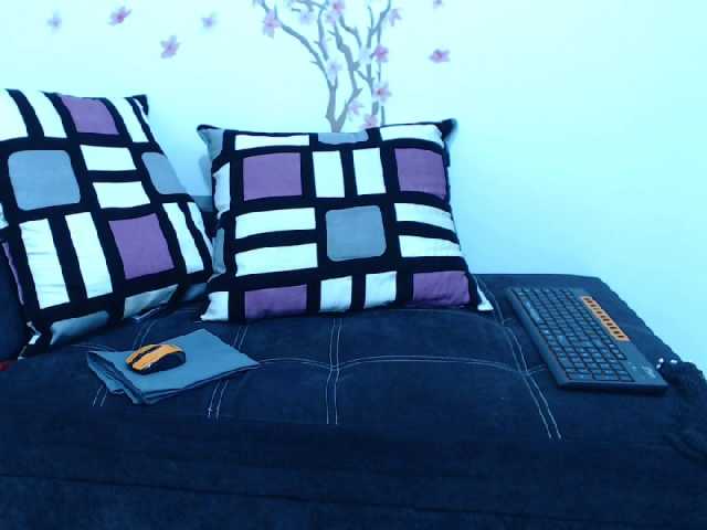 Uitzending screenshots Mia-Stone